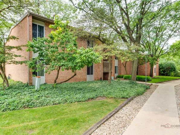 6014 E Lake Dr APT 2B, Lisle, IL 60532