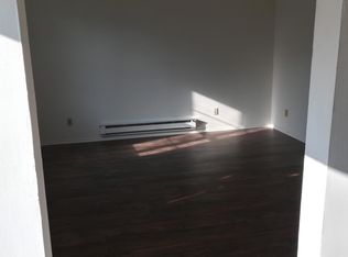 207 Walnut Ave APT 2, Fairmont, WV 26554