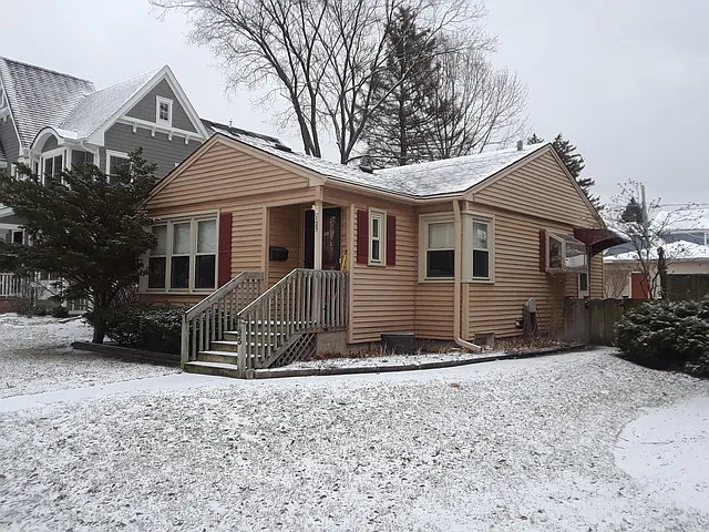 125 N Myrtle Ave photo 1