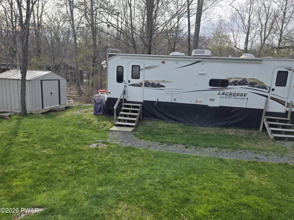 174 Deer Run, Milford, PA 18337