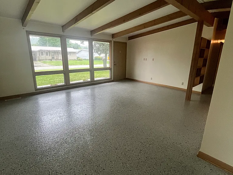 55 N Fork Dr — Photo 3