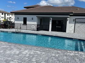 15540 SW 136th St