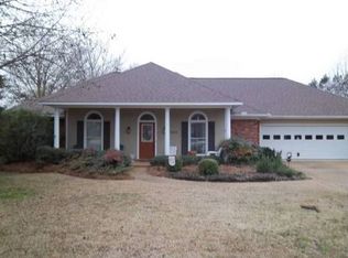 393 Red Eagle Cir, Ridgeland, MS 39157