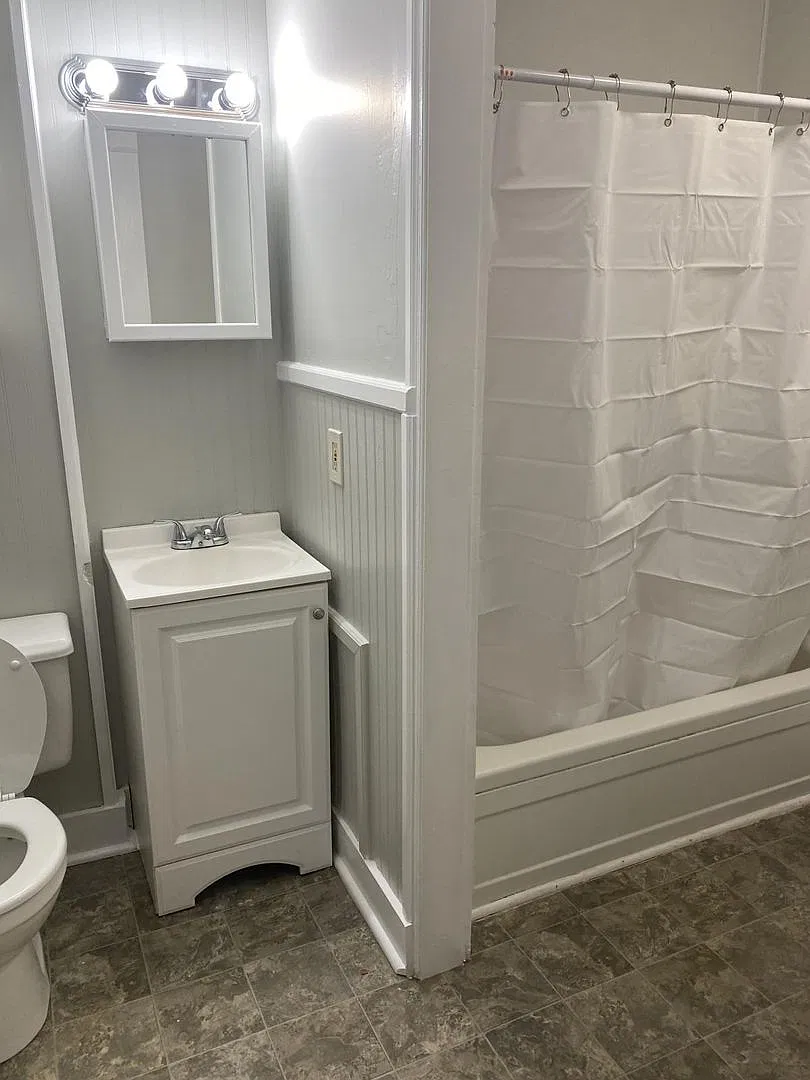 Cute 2 bedroom 1 bath — Photo 1