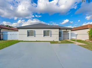 14755 SW 82nd Ter, Miami, FL 33193