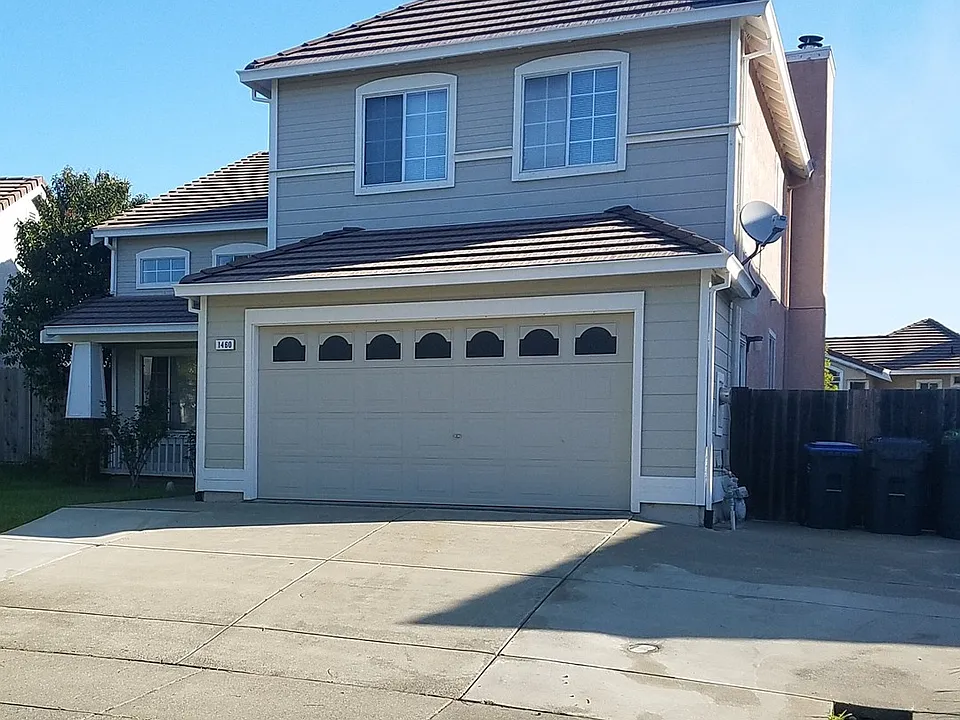 1460 Wedgewood Ct