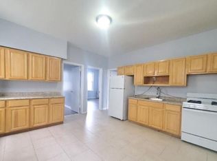 41 W 54th St #2RA, Bayonne, NJ 07002