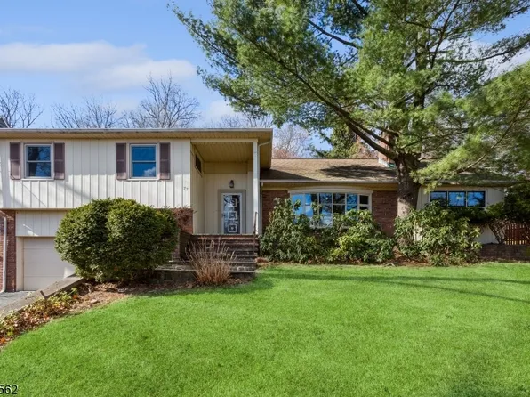 77 Winding Way, West Orange Twp., NJ 07052