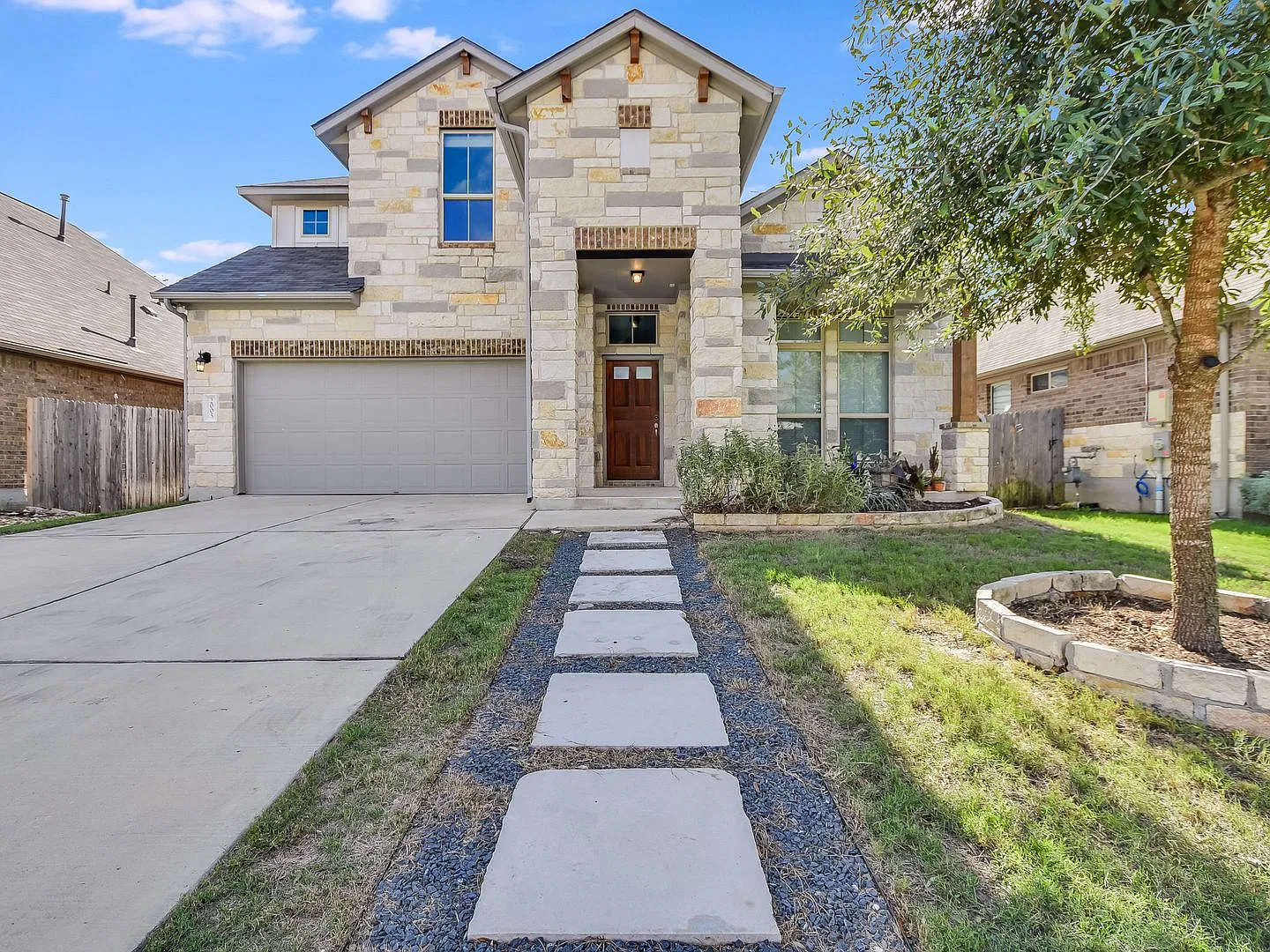 2005 Garretts Way, Manchaca, Texas 78652 — Photo 1