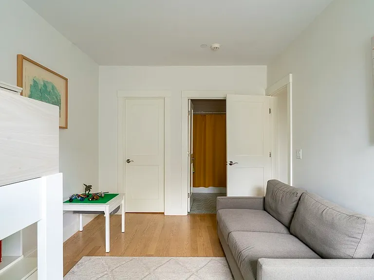 36 Laurel St #1 — Photo 22