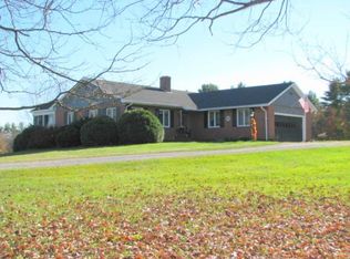 930 Upper Straw Rd, Hopkinton, NH 03229