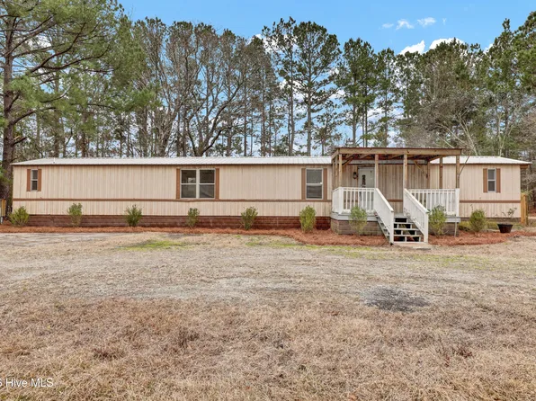 101 Lanier Avenue, Rocky Point, NC 28457