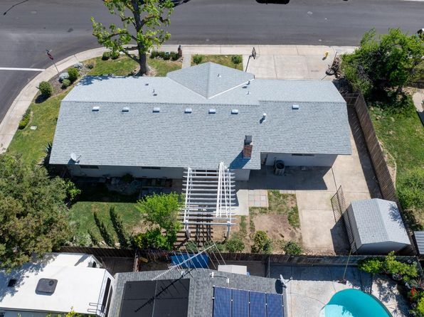 621 Dixie Ln, Ripon, CA 95366