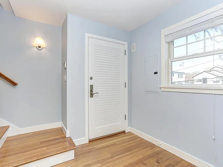 12 Davenport Ave #2 — Photo 16