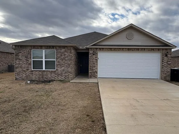 3829 Keeneland Dr, Jonesboro, AR 72404