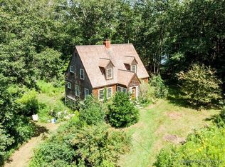 261 River Rd, Boothbay, ME 04537