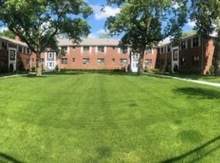 96 Cooper Dr APT 1A, New Rochelle, NY 10801