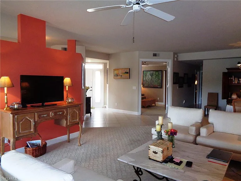 610 Laguna Royale Blvd #1002 — Photo 27