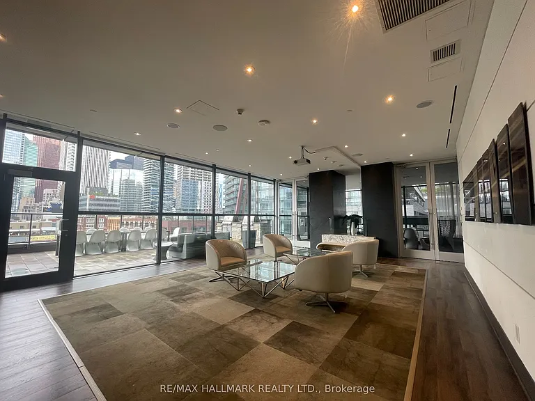 290 Adelaide St W #3509 — Photo 37