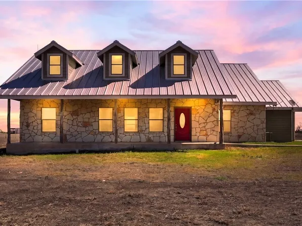 4355 SE River Rd, Martindale, TX 78655