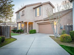808 Tureaud Ln, Clovis, CA 93619