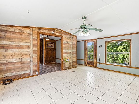 4th image of 18525 County Road 5722