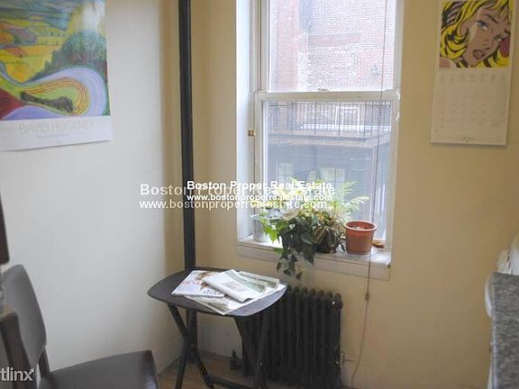 108 Myrtle St. #5 Boston - Beacon Hill Unit Photo 4 (1)