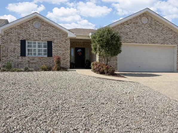 660 Oak Valley Dr, Kerrville, TX 78028