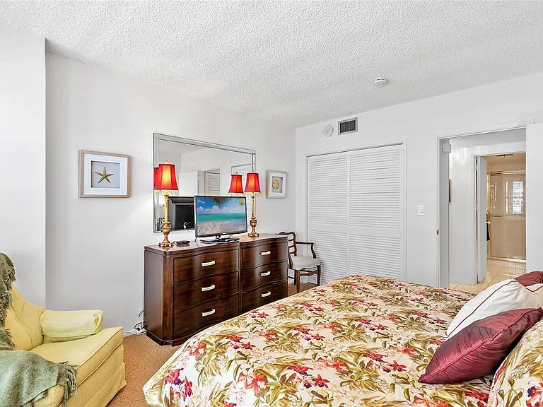 4010 Galt Ocean Dr #1609 — Photo 9