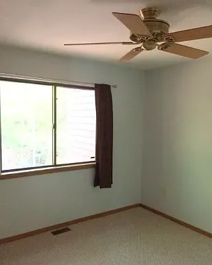 223 Sterling Ct — Photo 13