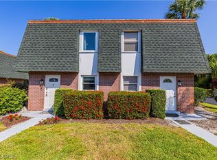 600 Valley Stream Dr APT C2, Naples, FL 34113