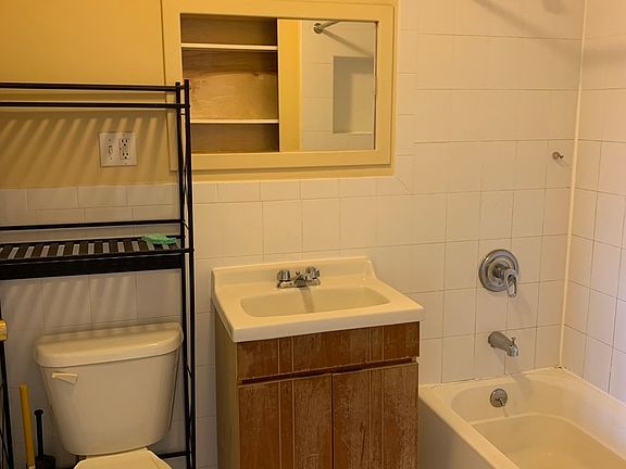 5th image of 37-14 32nd St #5C