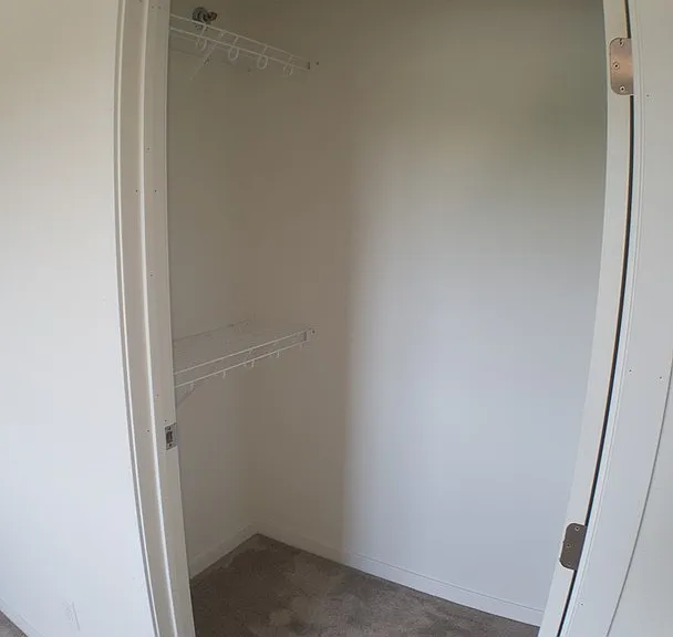 899 Barrett St N — Photo 13