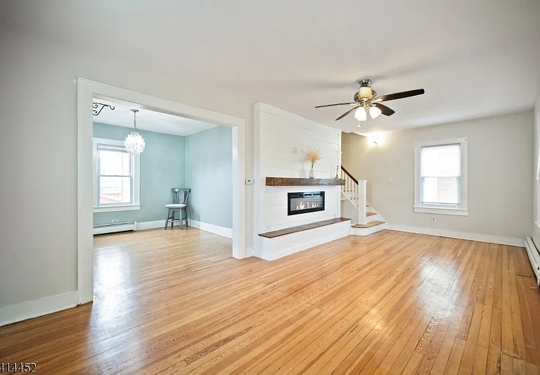 10 Hurley Ave — Photo 2