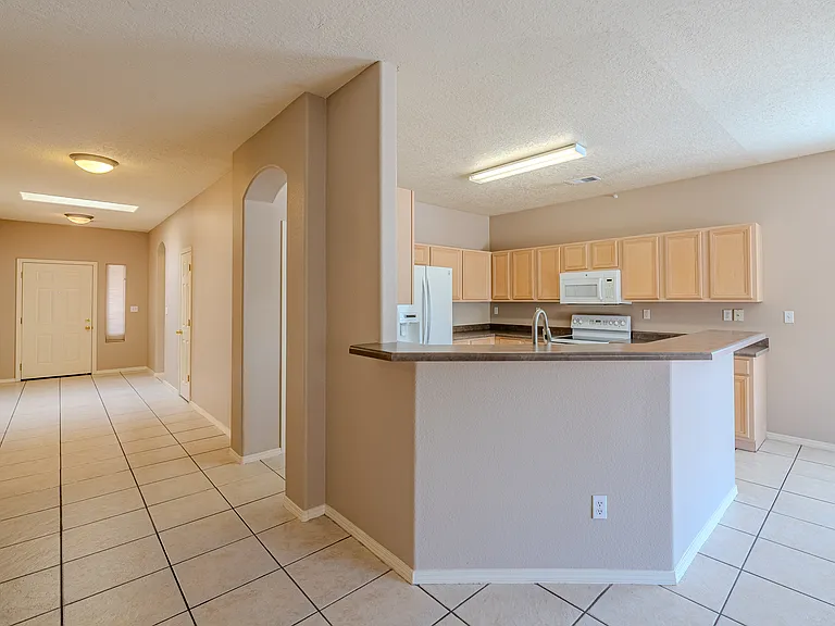 1124 Calle Corvo NE — Photo 12