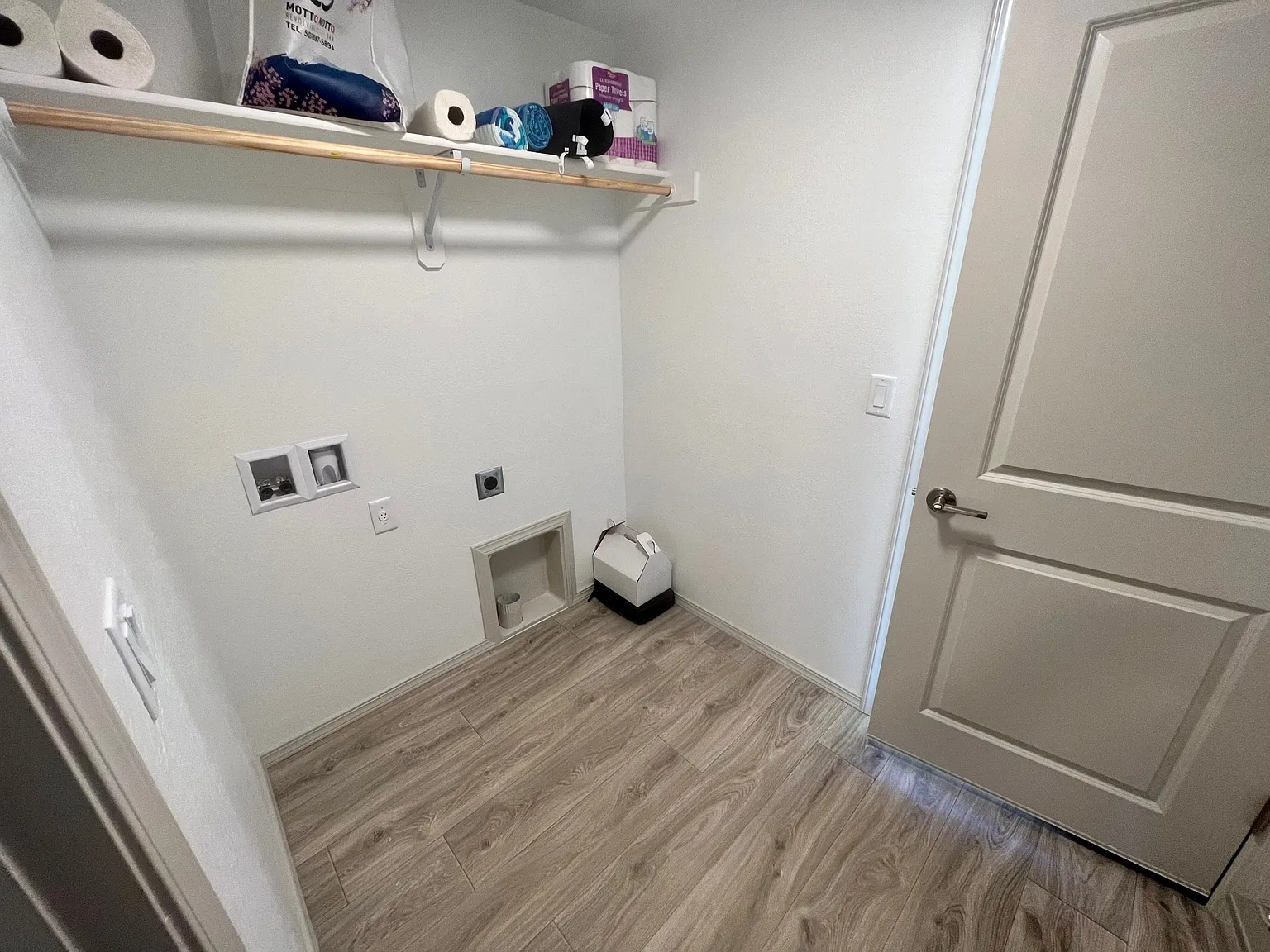419, ID #, 3668 Ford Drive - 1 — Photo 2