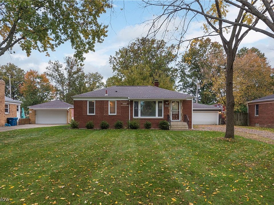 1st image of 37659 Lake Dr
