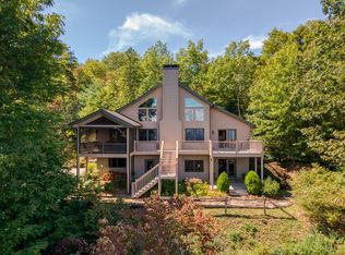 597 Baldwin Cove Rd, Franklin, NC 28734