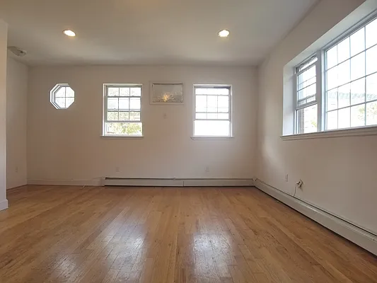 Rented by Next Door Realty NYC | media 49