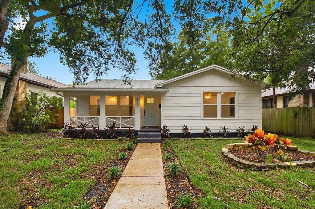 4 bed, 3.0 bath, 2180 sqft, $4,500 — Photo 1