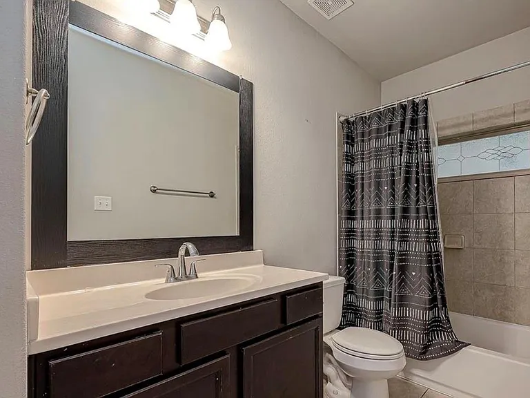 6409 Hollock Meadows Ln — Photo 12