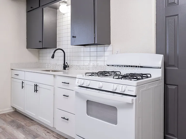 1341 W Dora St #1341 — Photo 14