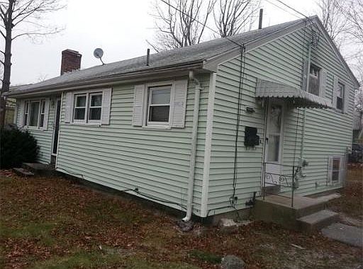 2nd image of 47 Eaton St