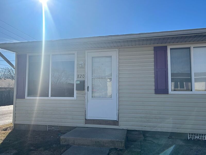 1st image of 820 Randler Ave