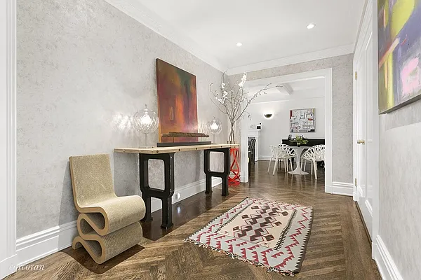 Sold by Corcoran | media 14