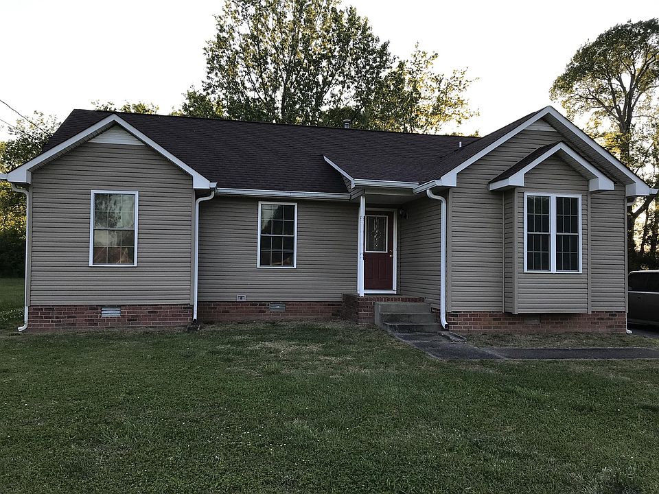 1st image of 2701 Reynolds Dr
