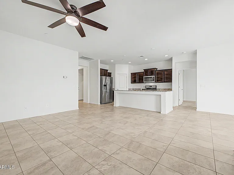 21415 W Holly St — Photo 15