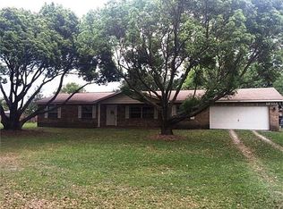 830 Newberger Rd, Lutz, FL 33549