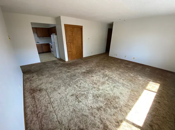 731 S 12th St, 731 S 12th St #12, Lincoln, NE 68508