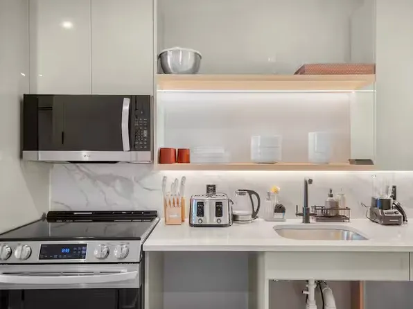 16 West Street image 9 of 13